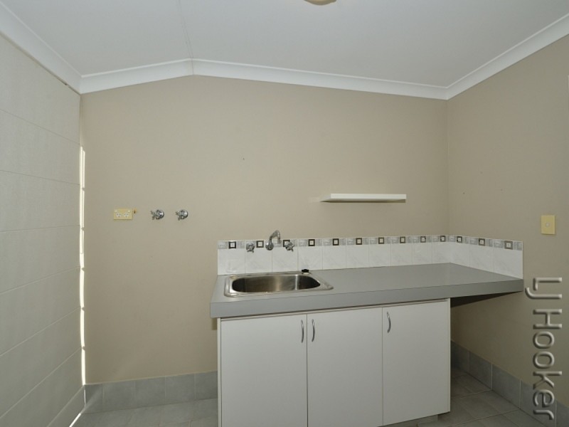 22 Finchley Avenue, Meadow Springs WA 6210