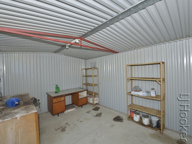 22 Finchley Avenue, Meadow Springs WA 6210