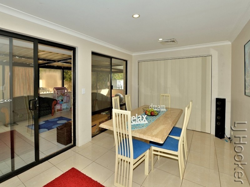 17 Cane Road, Greenfields WA 6210