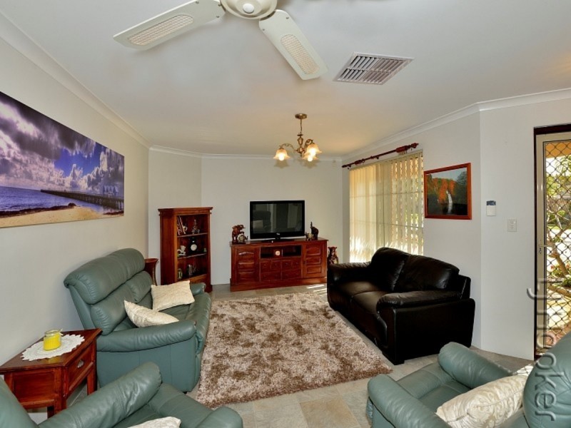 89 Murdoch Drive, Greenfields WA 6210