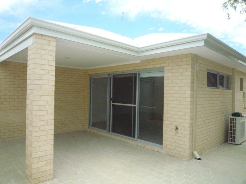 2/12 Day Road, Mandurah WA 6210