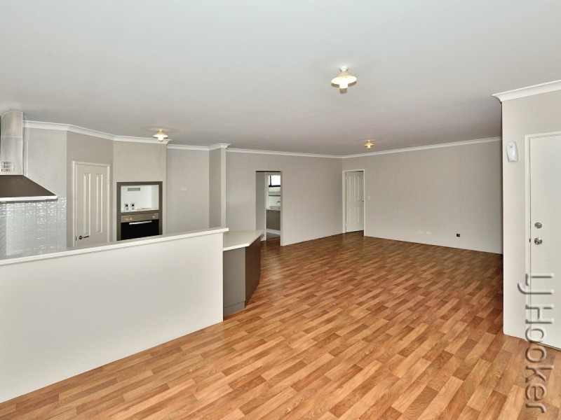 8B Loxton Street, Dudley Park WA 6210