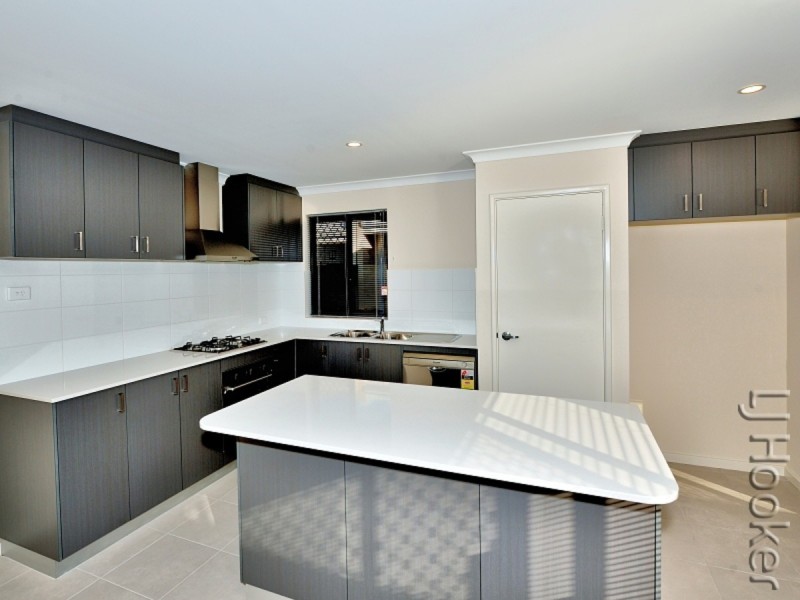 9 Triller Lane, Erskine WA 6210