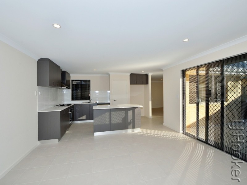 9 Triller Lane, Erskine WA 6210