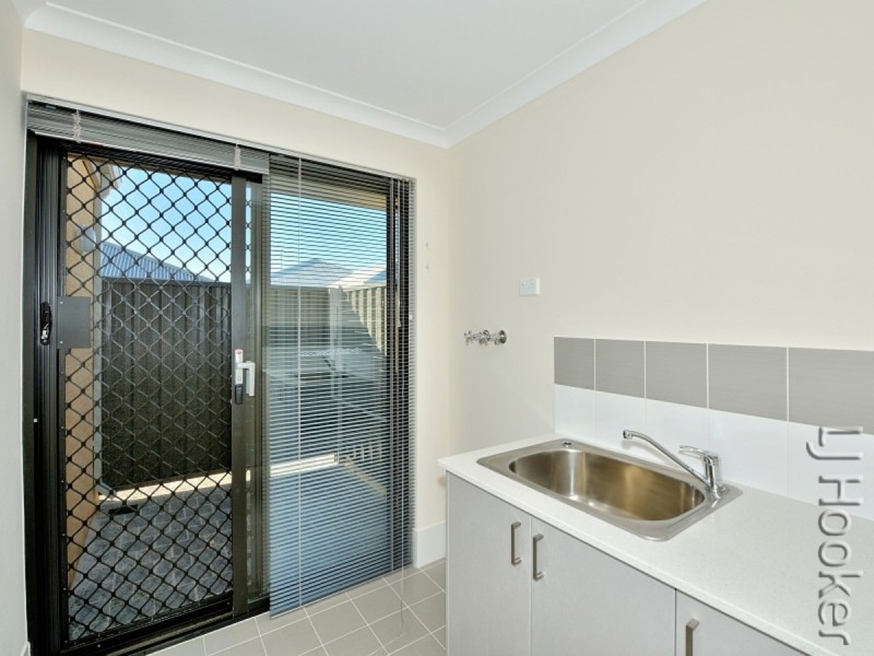 9 Triller Lane, Erskine WA 6210