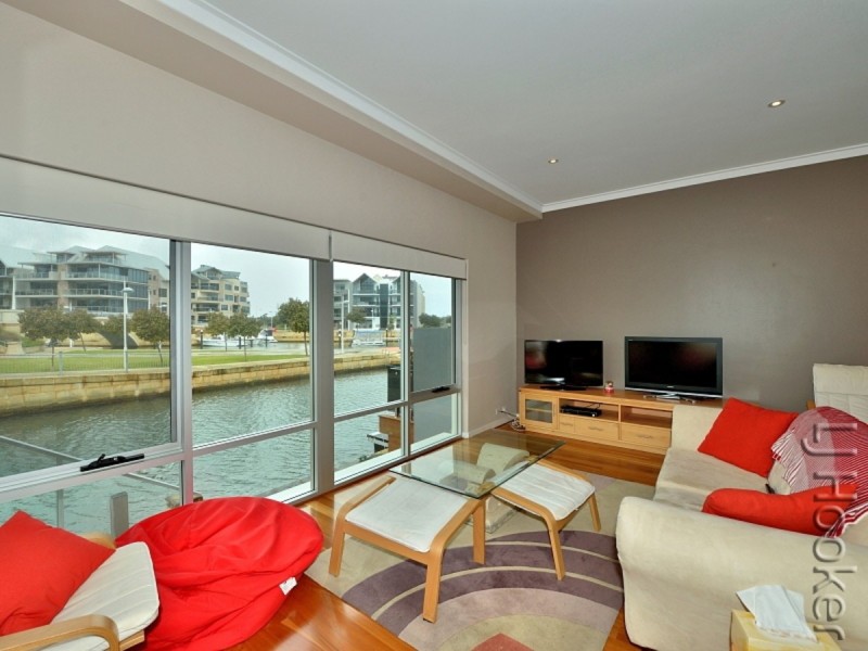 1/7 Veneto Lane, Mandurah WA 6210