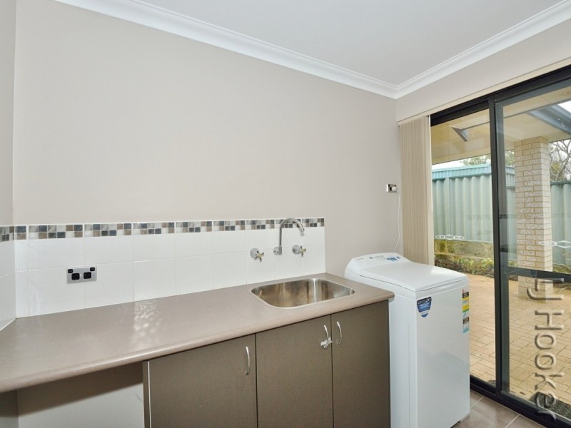 14 Tangier Parkway, Port Kennedy WA 6172