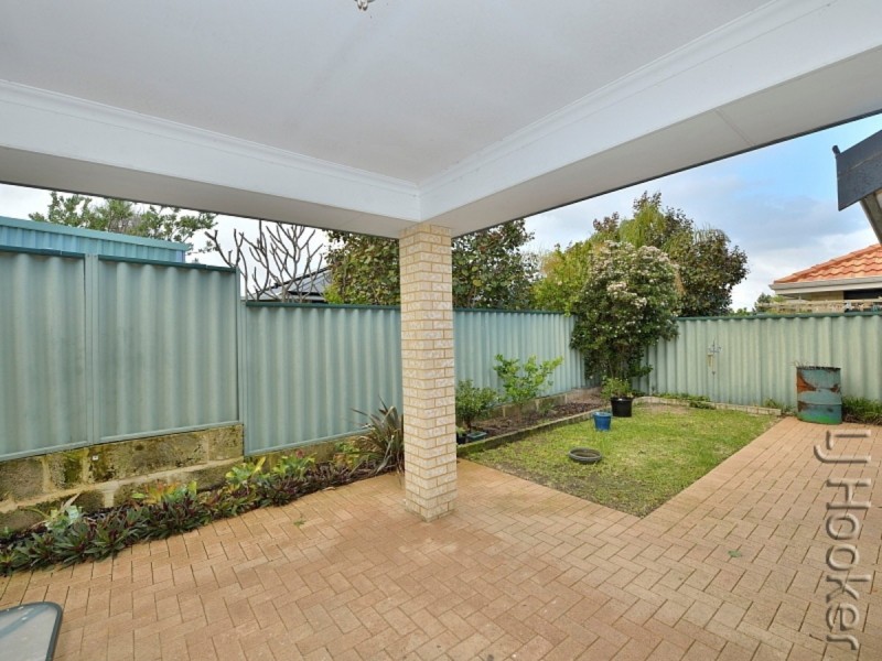 14 Tangier Parkway, Port Kennedy WA 6172