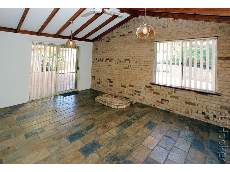 30 Caravel Way, Halls Head WA 6210