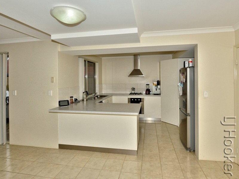 82A Cooper Street, Mandurah WA 6210