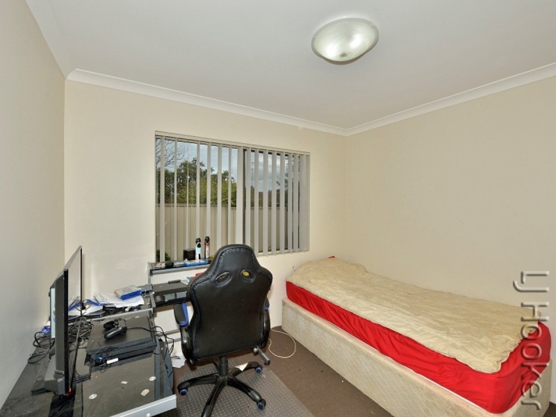82A Cooper Street, Mandurah WA 6210