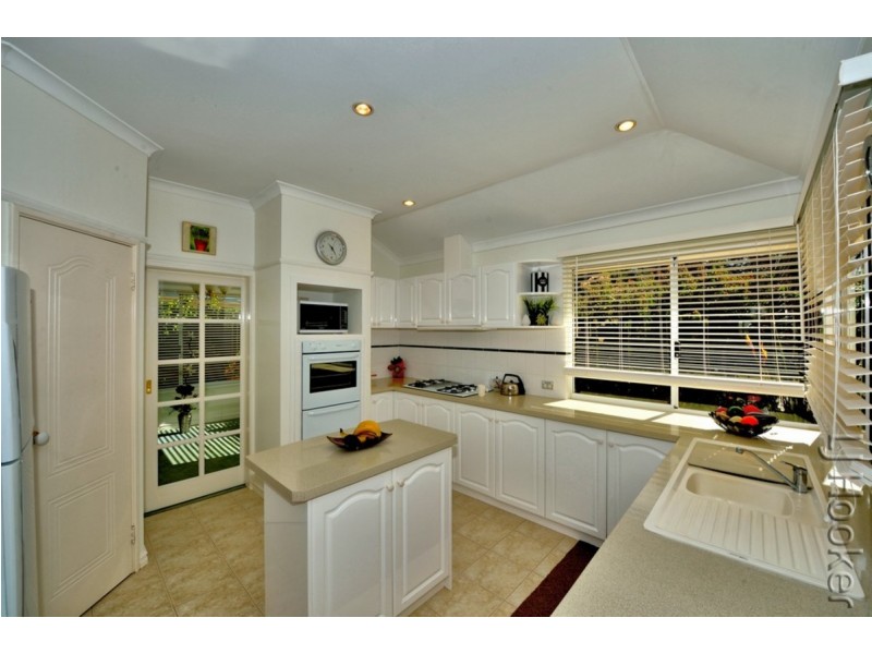 2 Eucla Mews, Erskine WA 6210