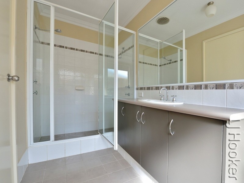 19 Lutea Road, Halls Head WA 6210