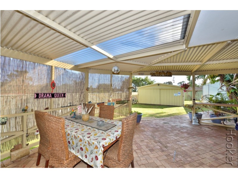 8 Wattle Close, Bouvard WA 6211