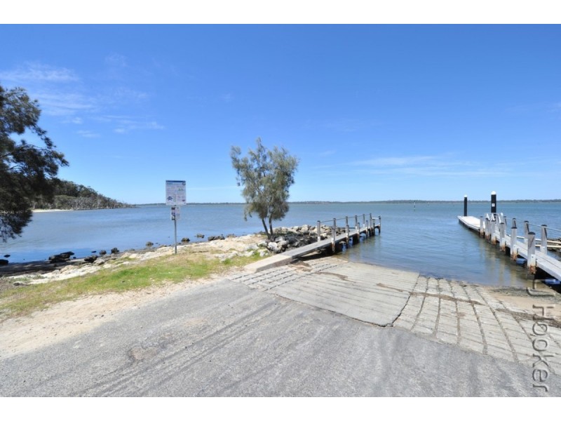 8 Wattle Close, Bouvard WA 6211