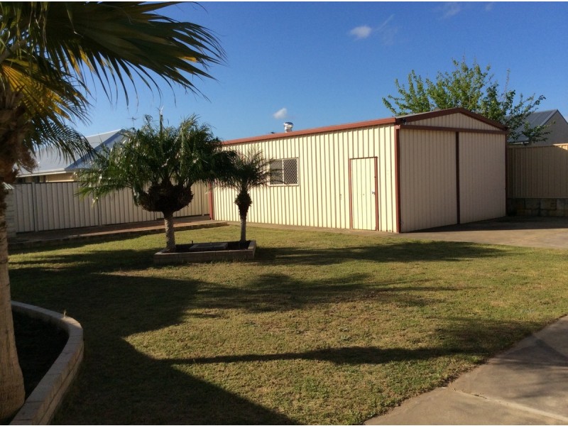 103 Dampier Drive, Golden Bay WA 6174