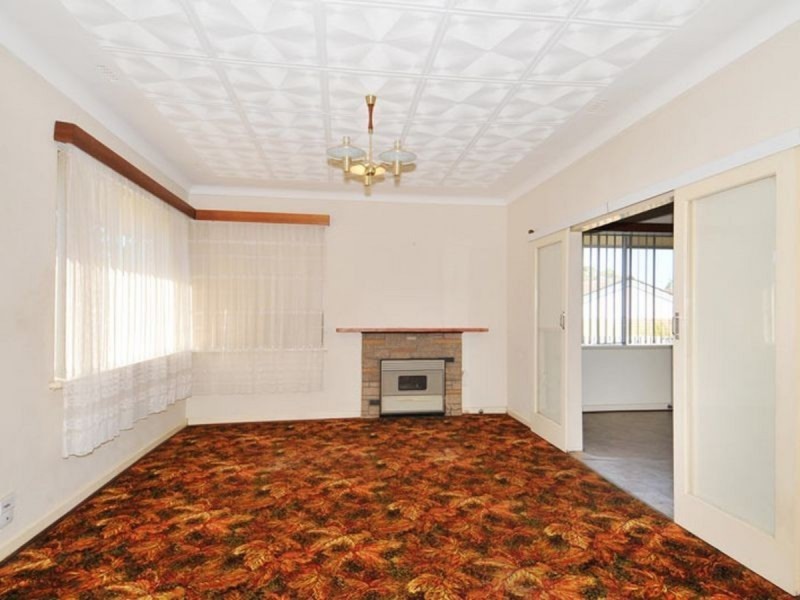 51 Davey Street, Mandurah WA 6210