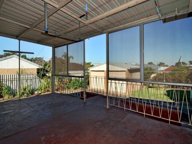 51 Davey Street, Mandurah WA 6210