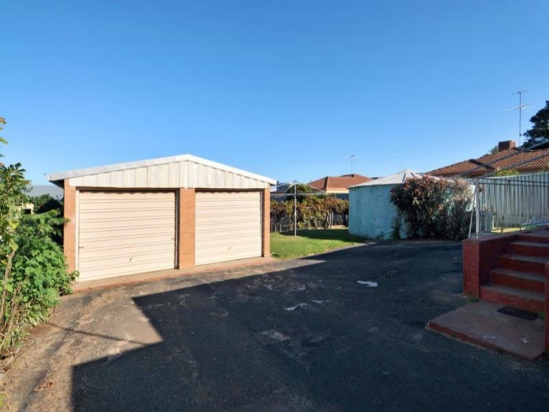 51 Davey Street, Mandurah WA 6210