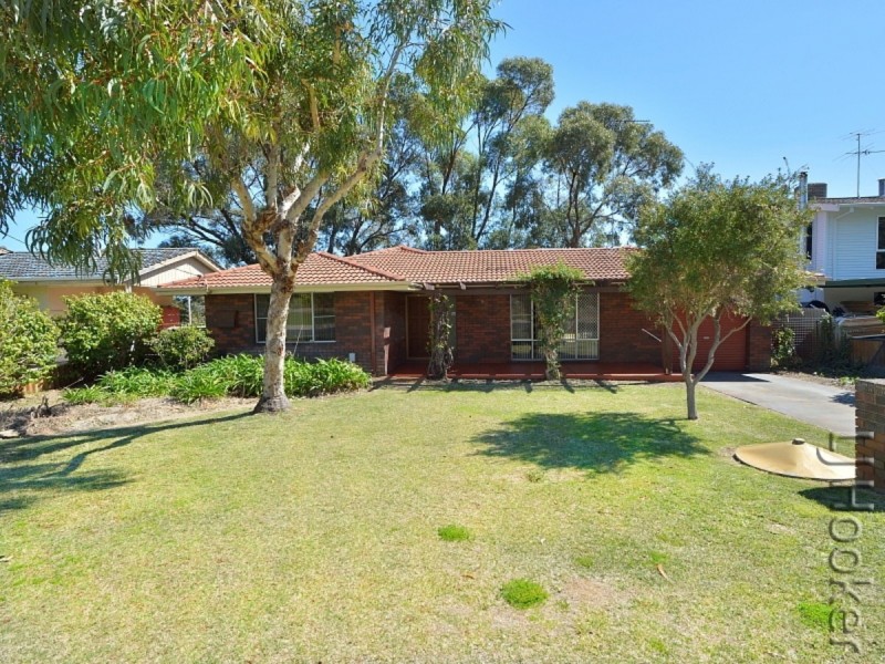 18 Perseus Road, Silver Sands WA 6210