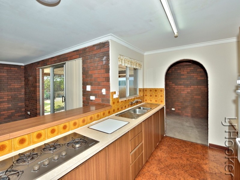 18 Perseus Road, Silver Sands WA 6210