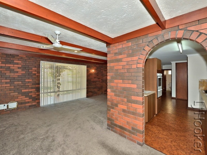 18 Perseus Road, Silver Sands WA 6210