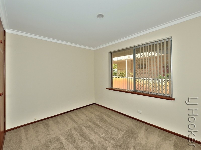 18 Perseus Road, Silver Sands WA 6210