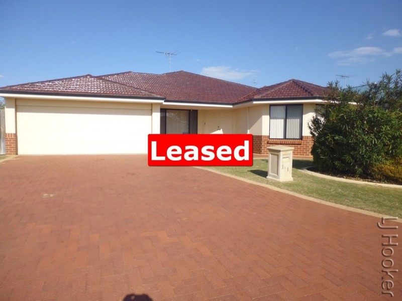 151 Peelwood Parade, Halls Head WA 6210