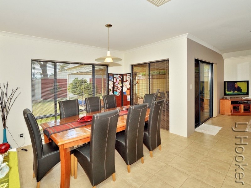 41 Willoughbridge Crescent, Erskine WA 6210