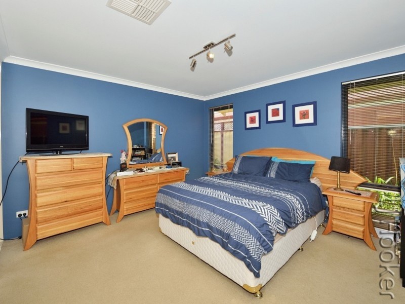 41 Willoughbridge Crescent, Erskine WA 6210