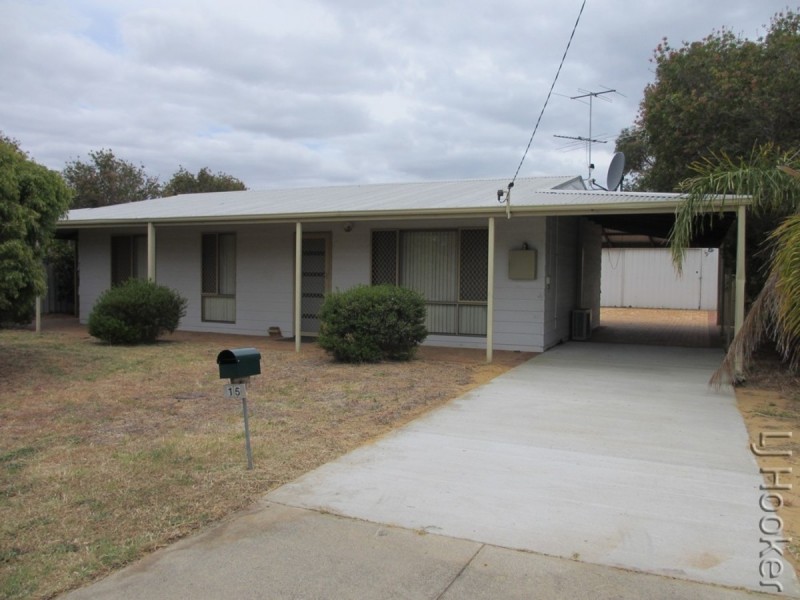 15 Loaring Street, Mandurah WA 6210