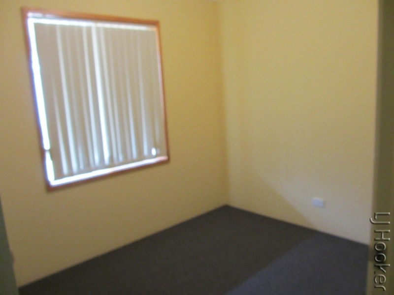 15 Loaring Street, Mandurah WA 6210