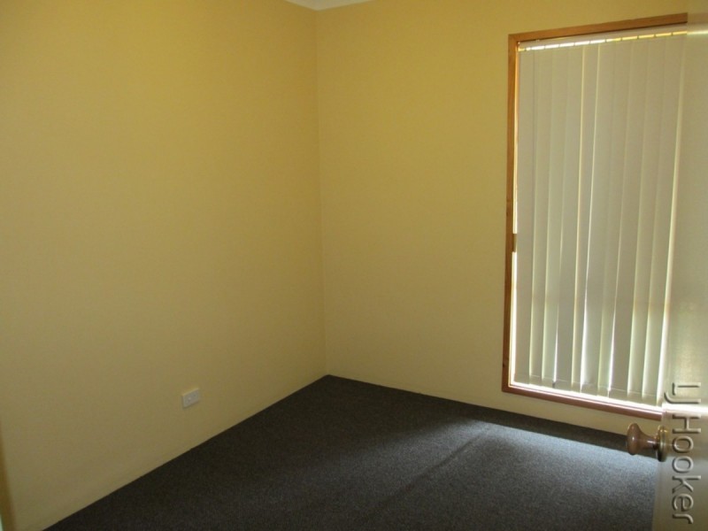 15 Loaring Street, Mandurah WA 6210