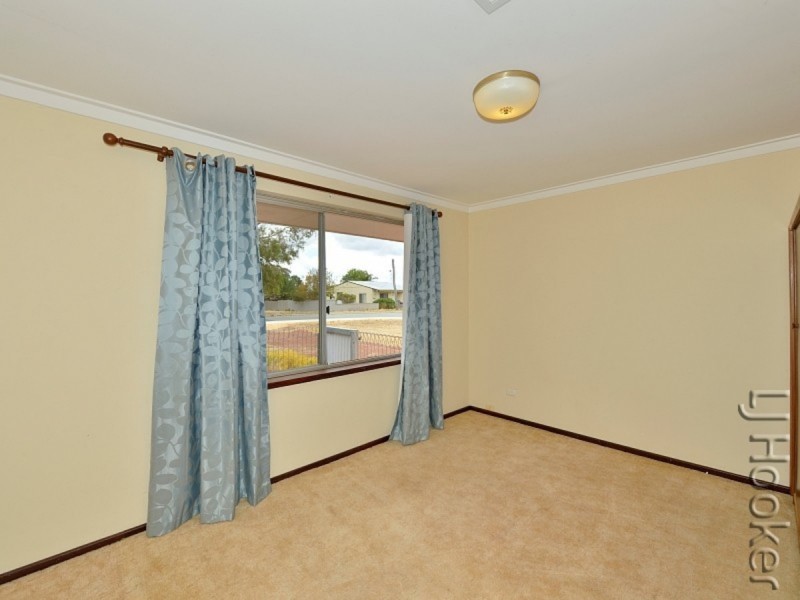 32 Jurrell Street, Mandurah WA 6210