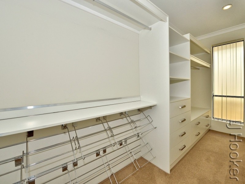 13 Lismore Ridge, Lakelands WA 6180