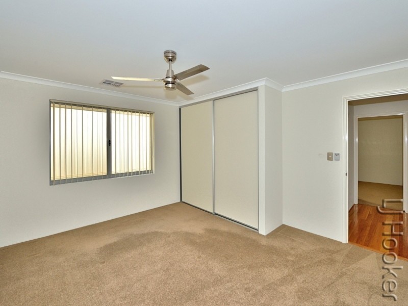 13 Lismore Ridge, Lakelands WA 6180