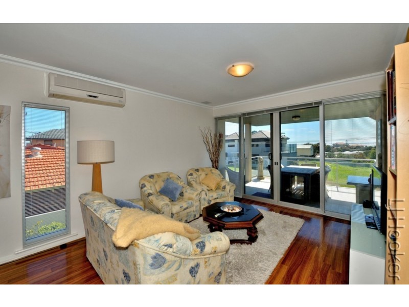 1/23 Oversby Street, Halls Head WA 6210