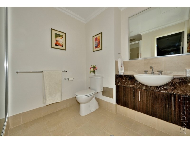 1/23 Oversby Street, Halls Head WA 6210