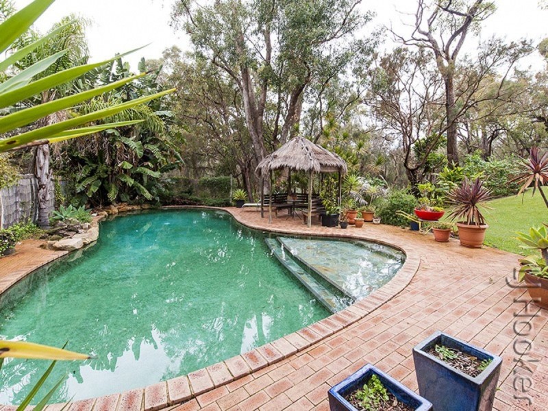 131 Mulga Drive, Parklands WA 6180