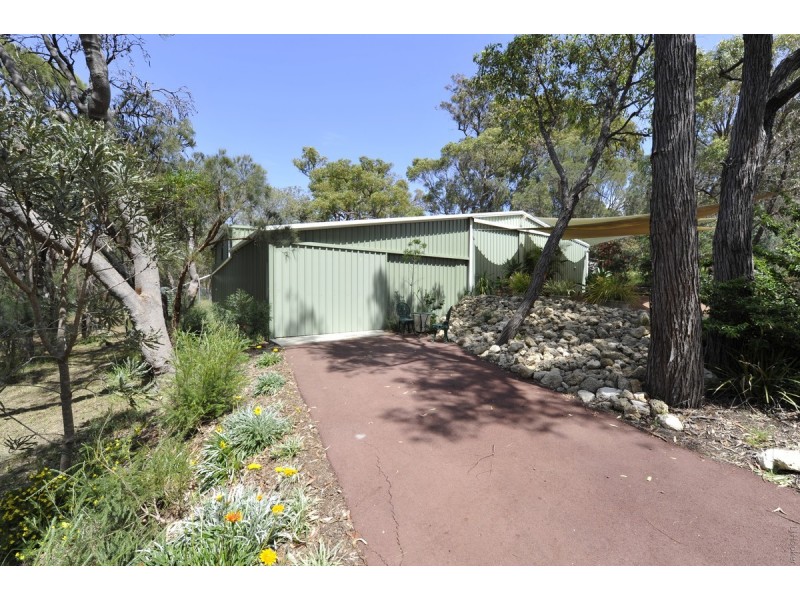 131 Mulga Drive, Parklands WA 6180