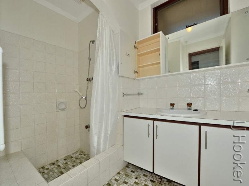 2/51 Churchill Avenue, Dudley Park WA 6210