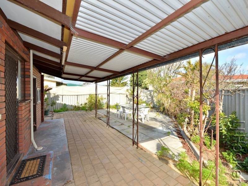 2/51 Churchill Avenue, Dudley Park WA 6210