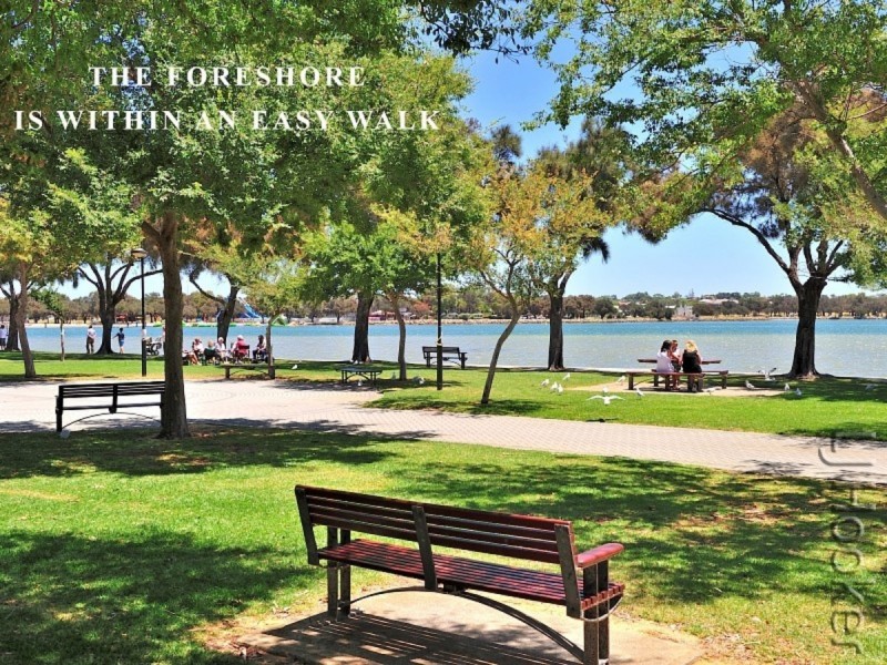 2/51 Churchill Avenue, Dudley Park WA 6210