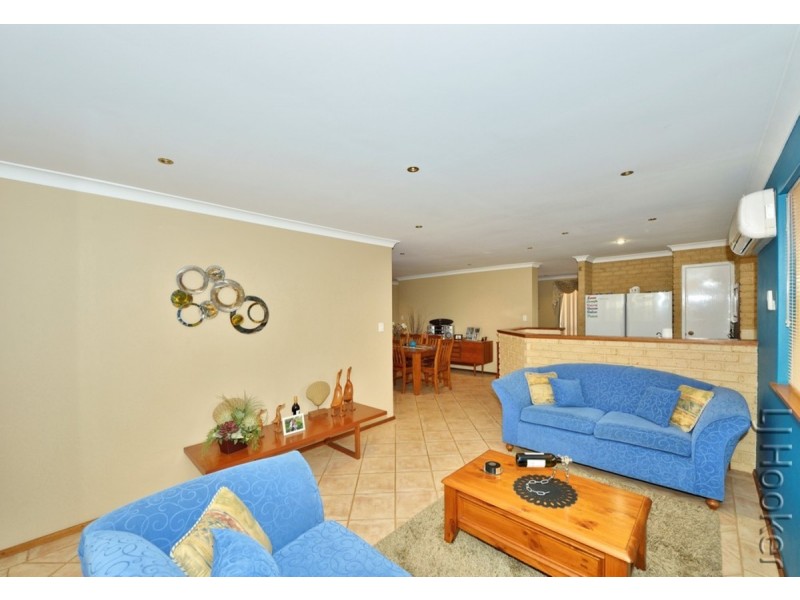 16 Pallinup Place, Dudley Park WA 6210