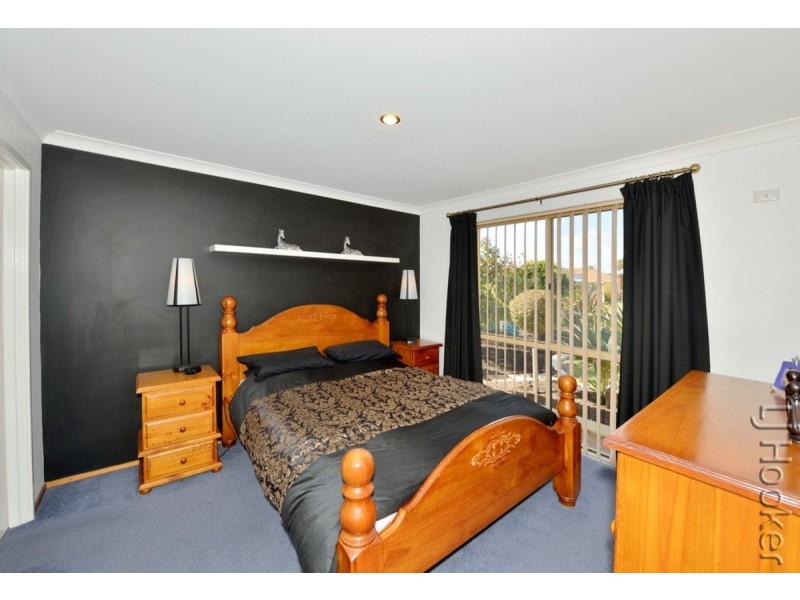 16 Pallinup Place, Dudley Park WA 6210