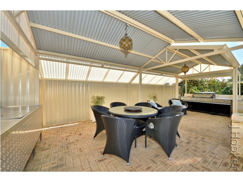 16 Pallinup Place, Dudley Park WA 6210