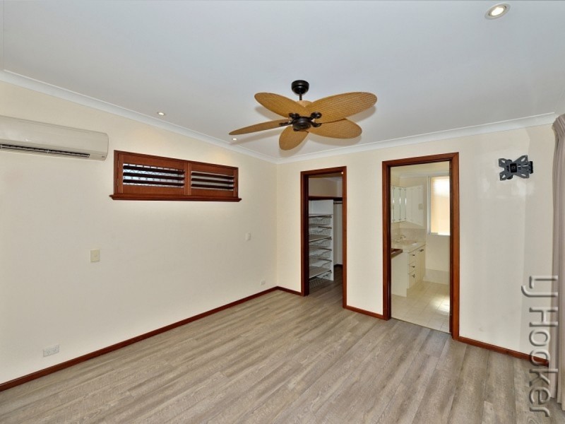 4A Oversby Street, Halls Head WA 6210