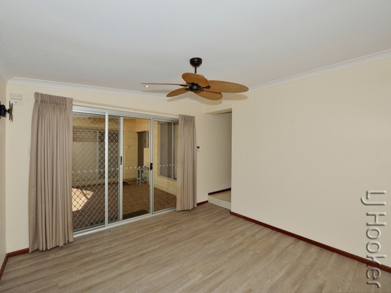 4A Oversby Street, Halls Head WA 6210