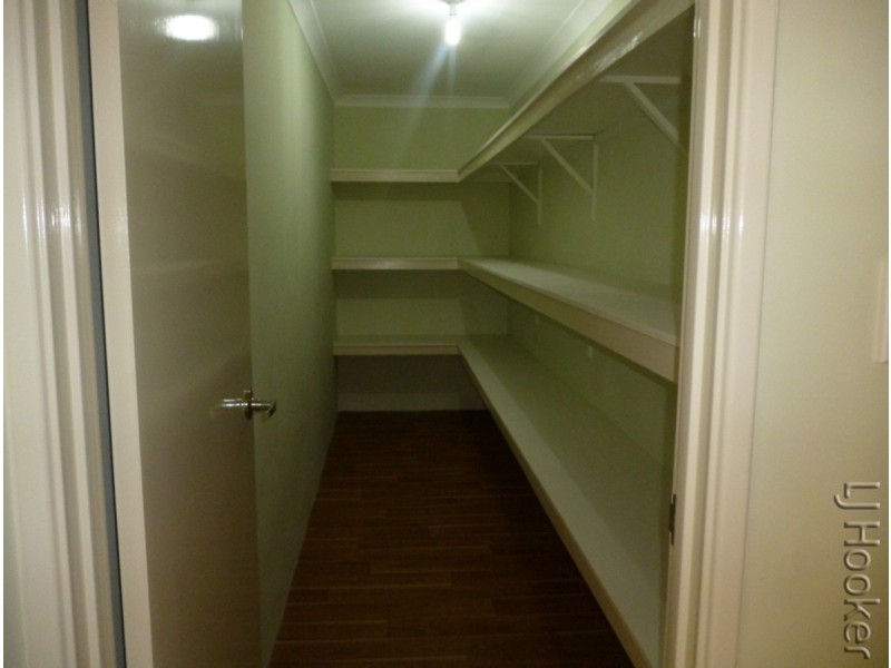 12 Highcliffe Circle, Lakelands WA 6180