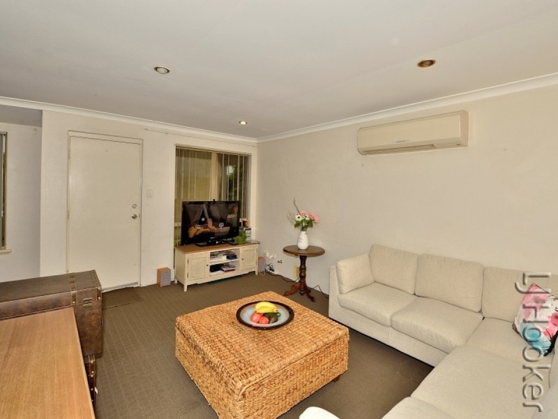 9A Parilla Court, Greenfields WA 6210